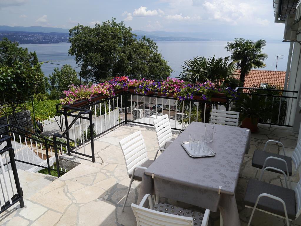 Apartment Romana Opatija Zimmer foto